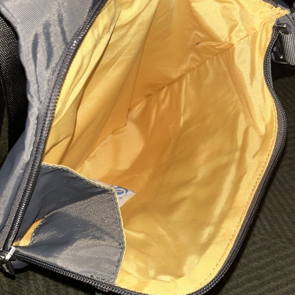 Baggallini Hailey Charcoal Crossover Bag - Picture 9 of 10